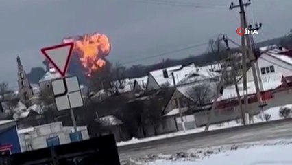 Rusya'nın Belgorod bölgesinde askeri uçak düştü: Çok sayıda ölü