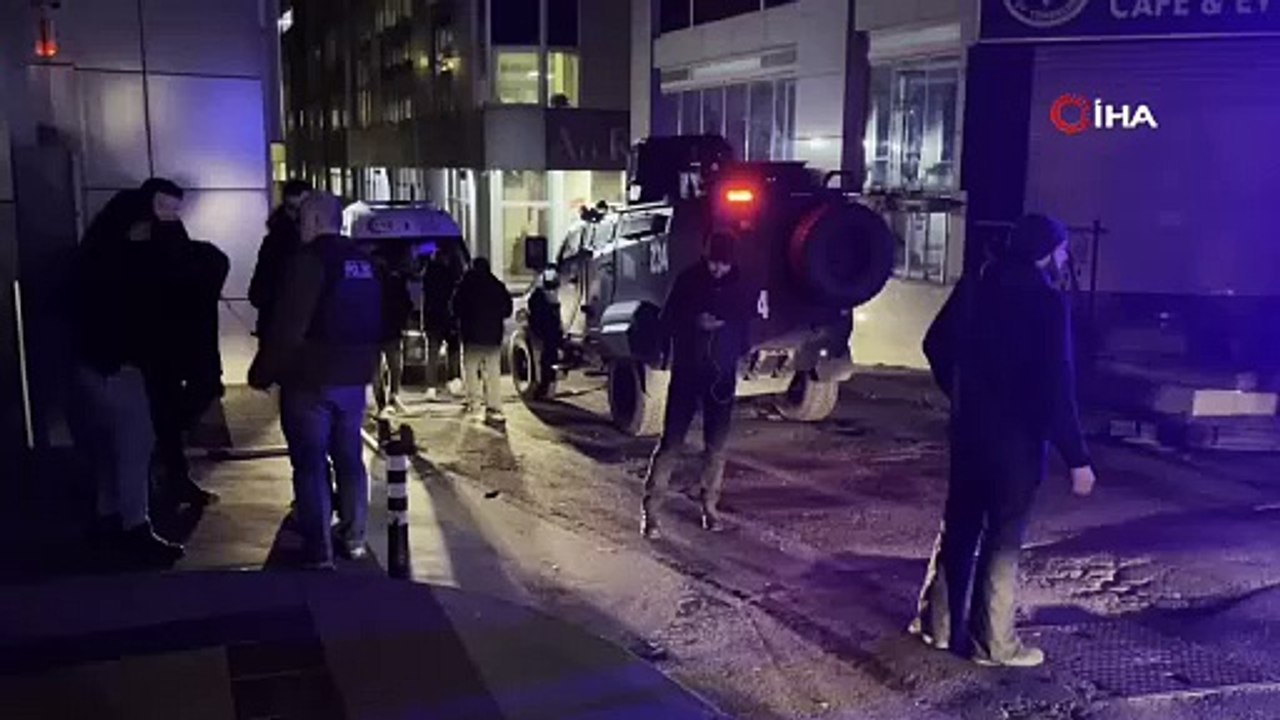 Bu mekanların iyi bir şey gündeme geldiğini duydunuz mu? Tam da pavyonculara yakışacak rezalet