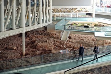 Nekropol Müzesi ziyaretçilerini tarihte zaman yolculuğuna çıkarıyor