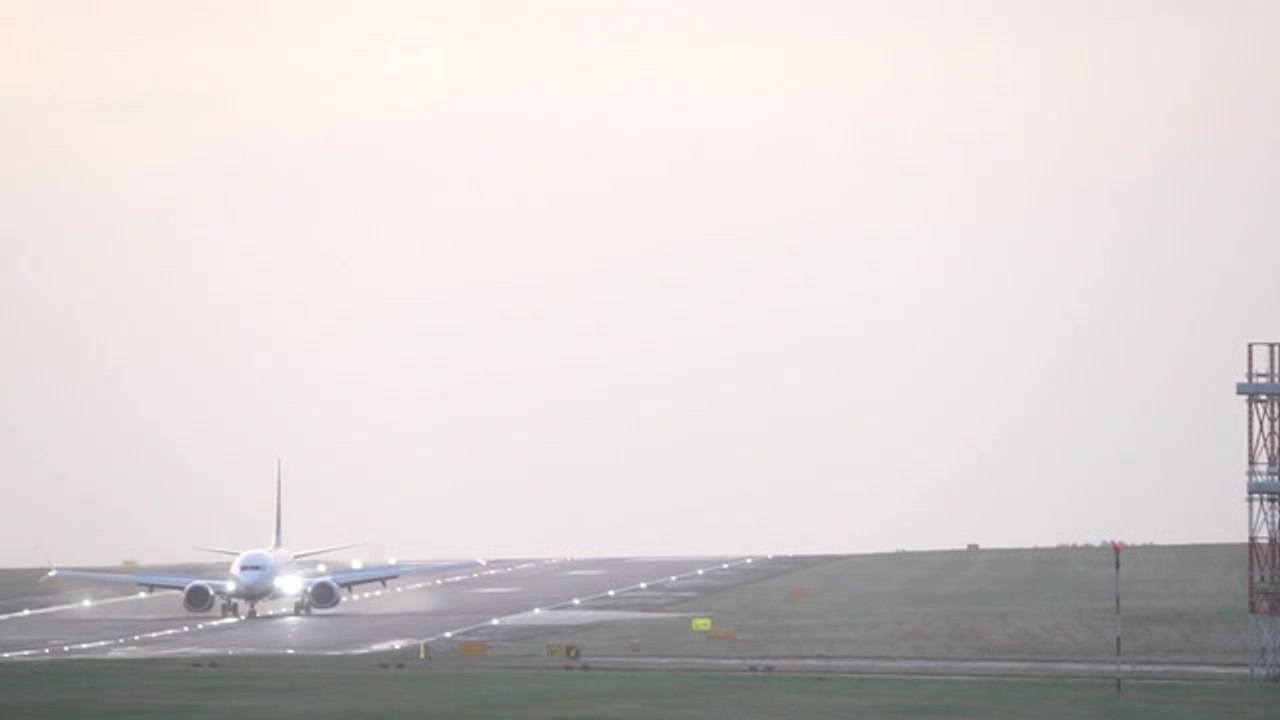Ryanair flight battles Storm Jocelyn to land at Leeds Bradford airport