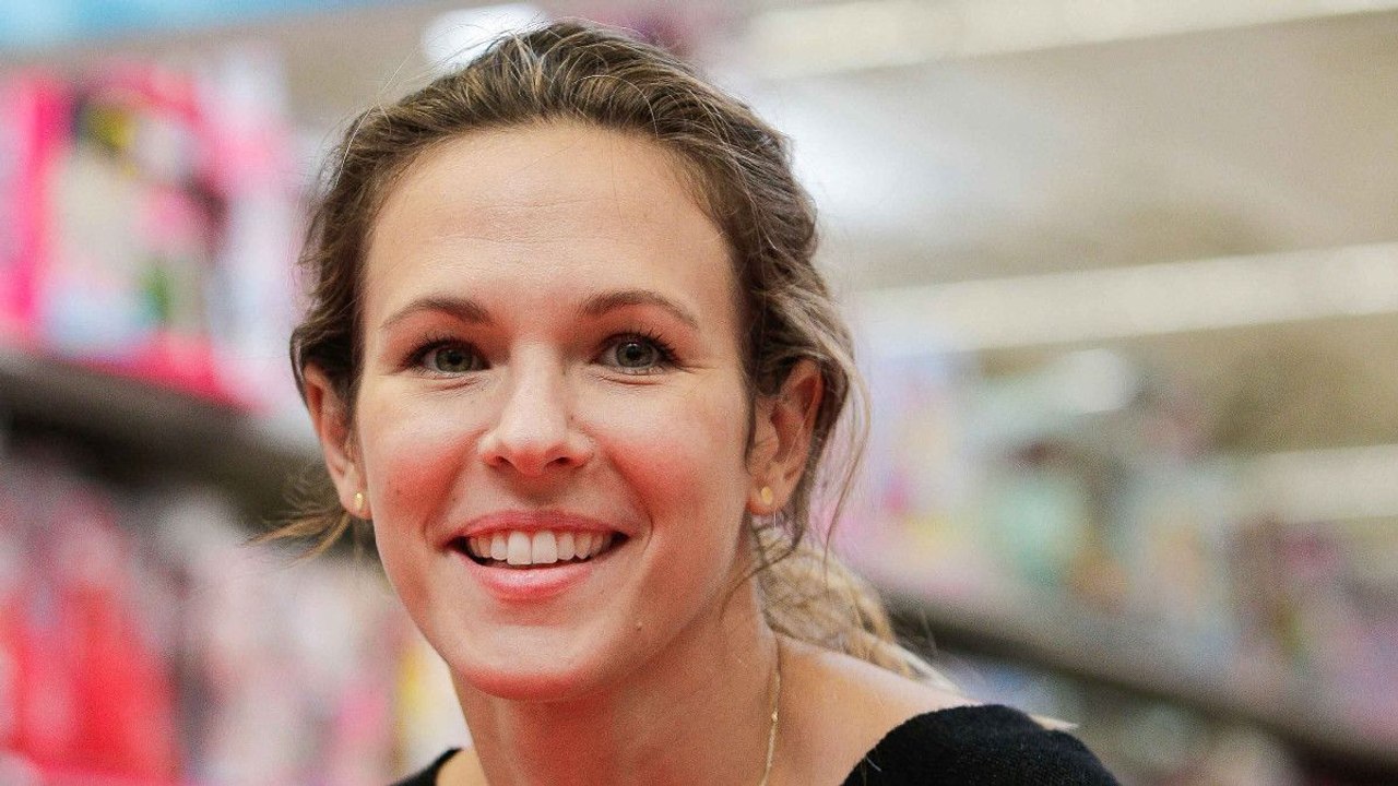 Lorie, de retour en musique : Une raison inattendue et pleine d'humour ...