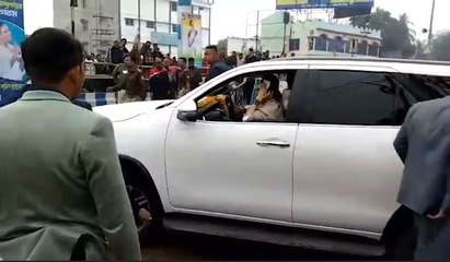 ফের আহত CM! বর্ধমান থেকে ফেরার সময় কপালে চোট পেলেন Mamata Banerjee