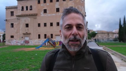 Frasi motivazionali invece dei voti, da Palermo il 'metodo' del maestro Gabriele