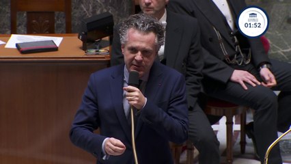 Christophe Béchu: "Il n'y a aucune diminution de service sur les lignes TGV qui soit à l'étude"