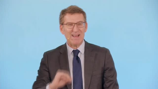 Feijóo anuncia a partir de 2025 una EBAU única en las comunidades gobernadas por el PP