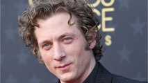 GALA VIDEO - Jeremy Allen White : qui est l’acteur sex symbol qui fait fondre les internautes ?