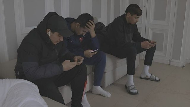 Ils m'ont jamais lâché - Jeunes de quartiers et éducateurs de rues