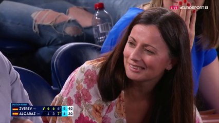 Un cadeau d'Alcaraz avant la libération : les deux derniers points qui envoient Zverev en demie