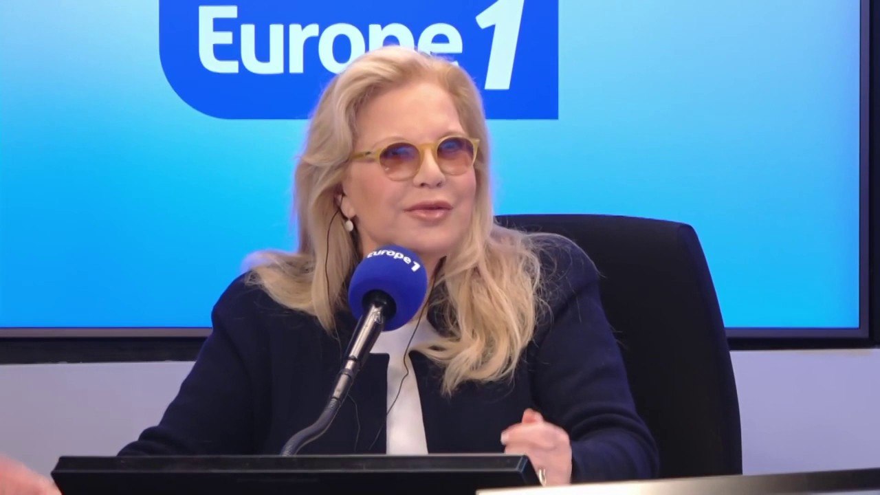 Johnny Hallyday : Sylvie Vartan revient sur sa rencontre "brutale" avec le chanteur