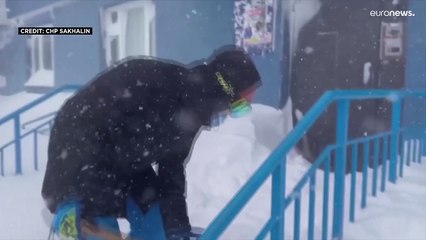 شاهد: فرض حالة الطوارئ في ساخالين شرق روسيا إثر عاصفة ثلجية