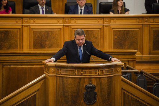 Page vuelve a cargar contra la amnistía y Óscar Puente le señala: Quién esta en el extrarradio desde hace bastante tiempo es el señor Page