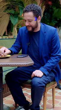 Comédien et rappeur, Monsieur Dako a commencé sa carrière sur scène avec son binôme de stand-up Odah. Rencontre entre Azzeddine Ahmed Chaouch et Monsieur Dako dans un nouvel épisode de Speed Datting !