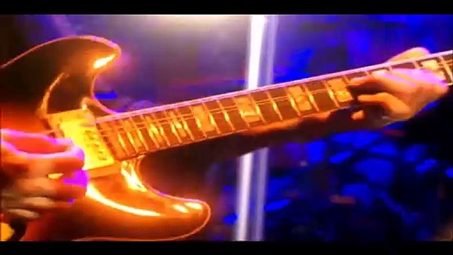 JOSS STONE — Don't Know How ● Joss Stone: Mind Body & Soul Sessions: Live In New York City · 2004 . Music from EMI