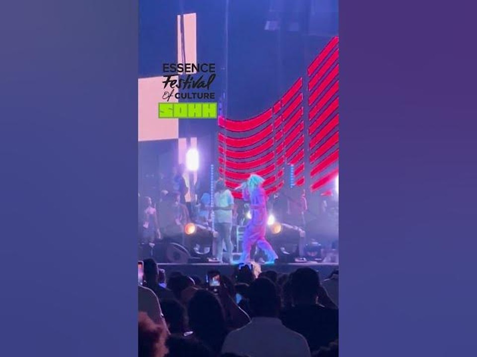 Essence Fest 2023: Lil Wayne Performing "Let The Beat Build"