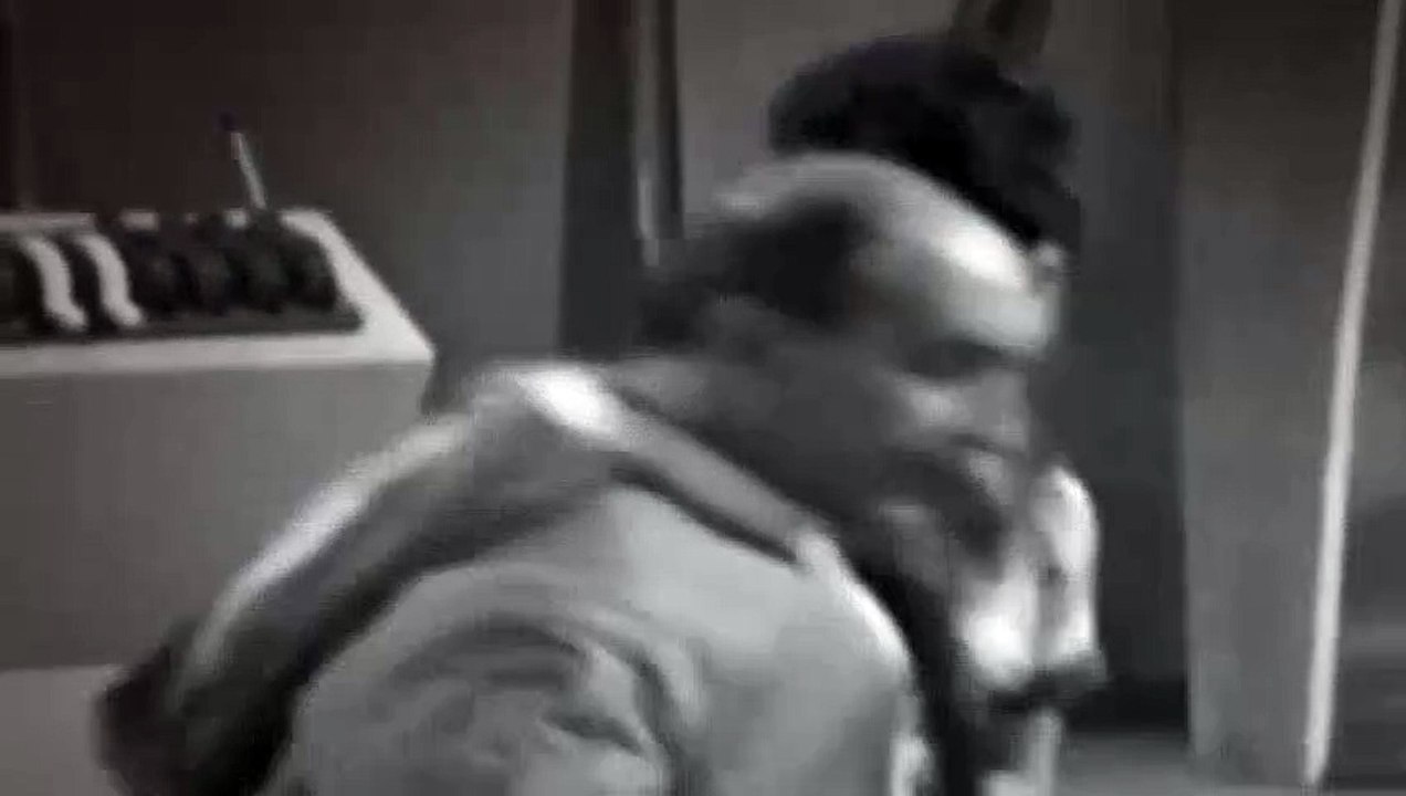 Doctor Who Season 5 Episode 4 The Tomb Of The Cybermen Pt 4