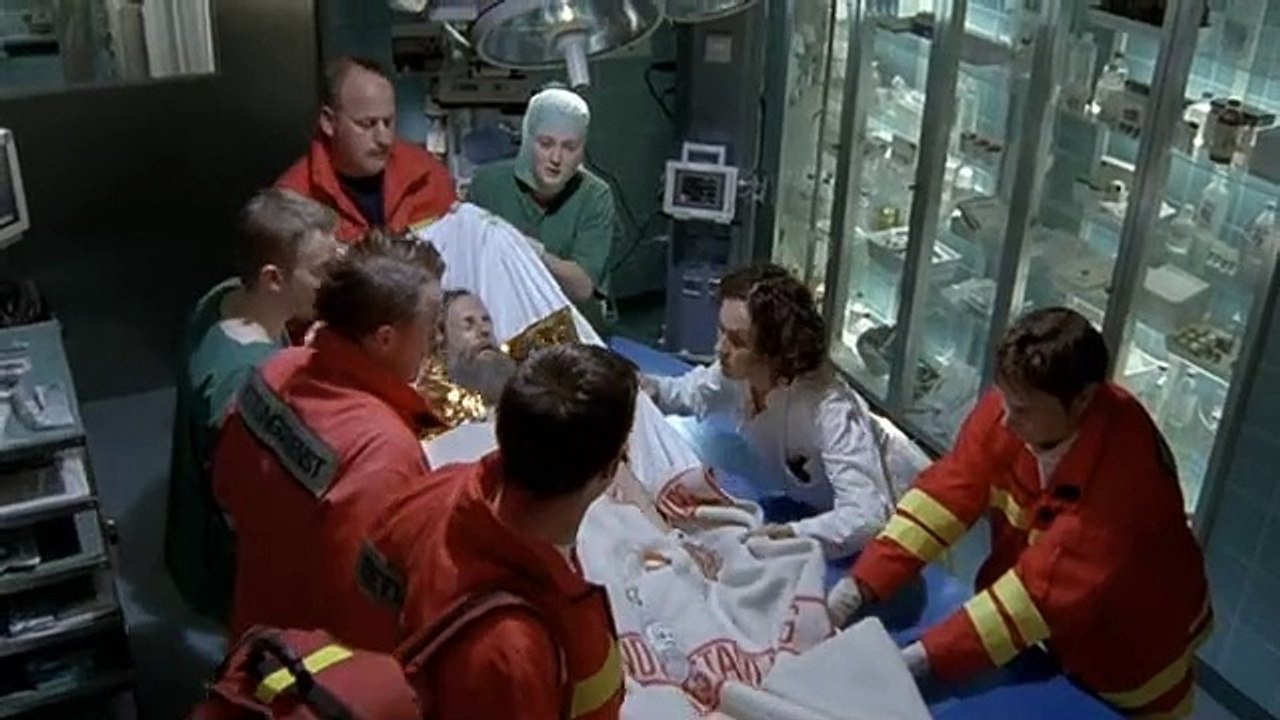 Notruf Hafenkante S01E03-Das schwarze Kleid