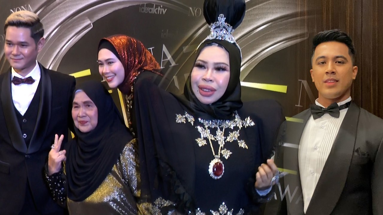 Mak Jenny glamor pakai baju ‘bling bling’ di red carpet, Vida sarung cincin harga ratus ribu