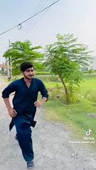 Chaddi gir Gai  or phir dekho kia huwa