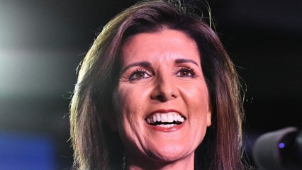 GALA VIDEO - Donald Trump : qui est Nikki Haley, la femme qui peut l’empêcher d’être investi par le parti républicain ?
