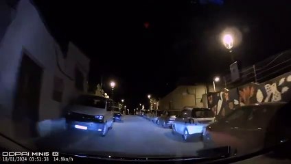 Espeluznantes imágenes del terror que sufren los taxistas en Barcelona