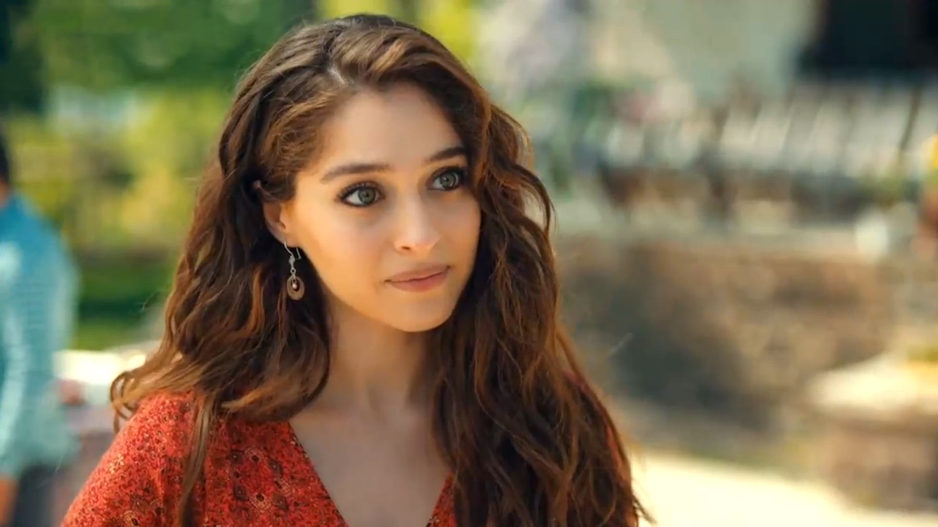 MAS HERMOSA QUE TU – Capitulo 1 Completo en Español