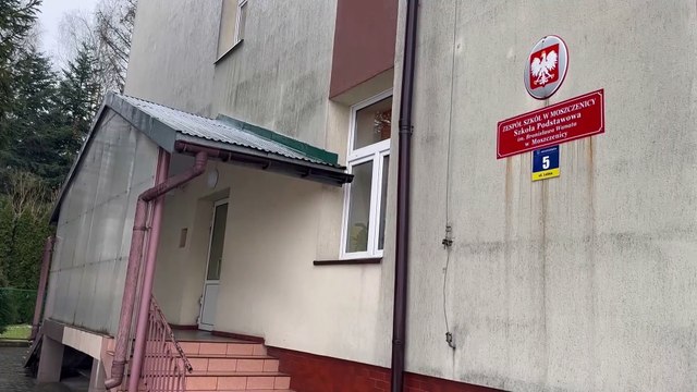 Moszczenica - zespół szkół przechodzi remont i poprawę infrastruktury