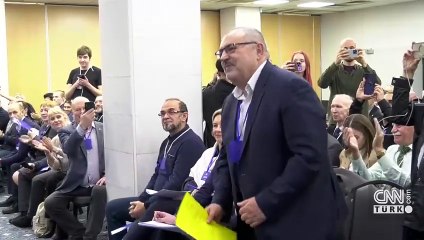 Rusya’da savaş karşıtı adaya destek