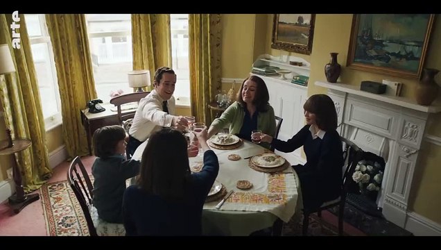 Stonehouse : député, amant et espion - saison 1 Bande-annonce VO