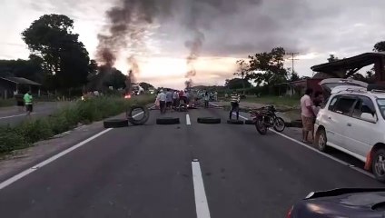 Campesinos inician bloqueo en la ruta a Yapacaní en inmediaciones de Santa Rosa