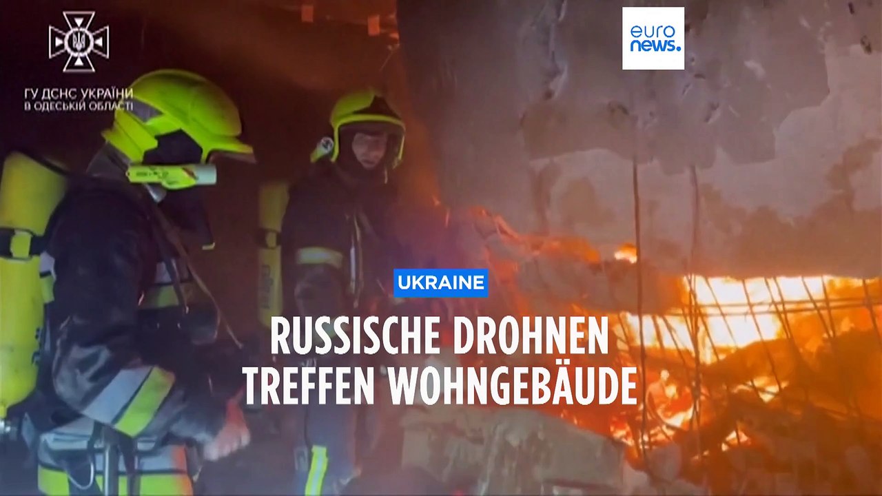 Drohnenangriffe auf Odessa, russische Raffinerie in Brand geschossen