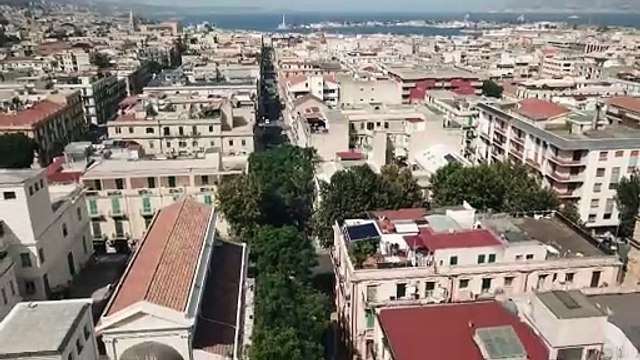 DATI IMPRESE, CROLLA IL COMMERCIO, 2023 ANNUS HORRIBILIS PER L'ECONOMIA