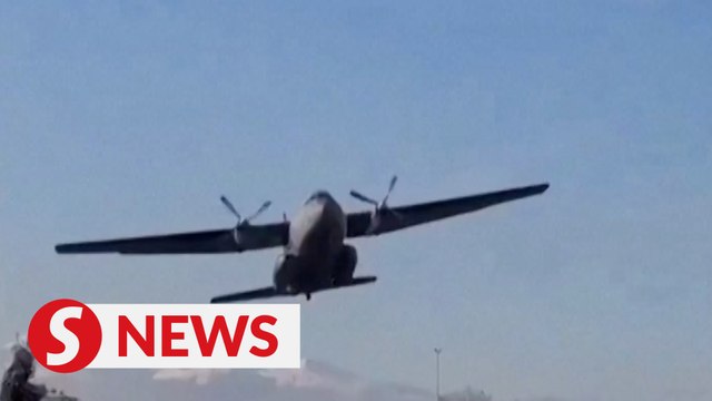 Turkish military plane flies at low altitude over city for emergency landing