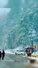 Heavy Snowfall on Bhurban Murree Road