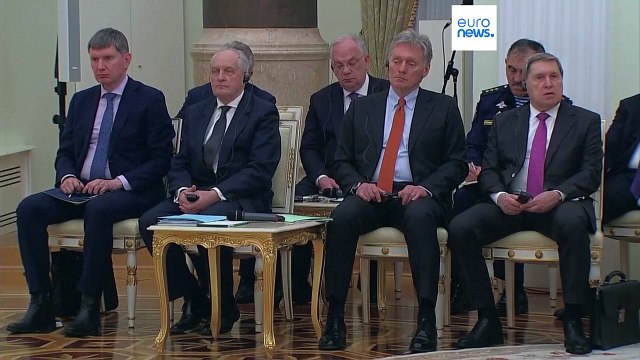 Очереди в поддержку Надеждина: на что надеется российская оппозиция?