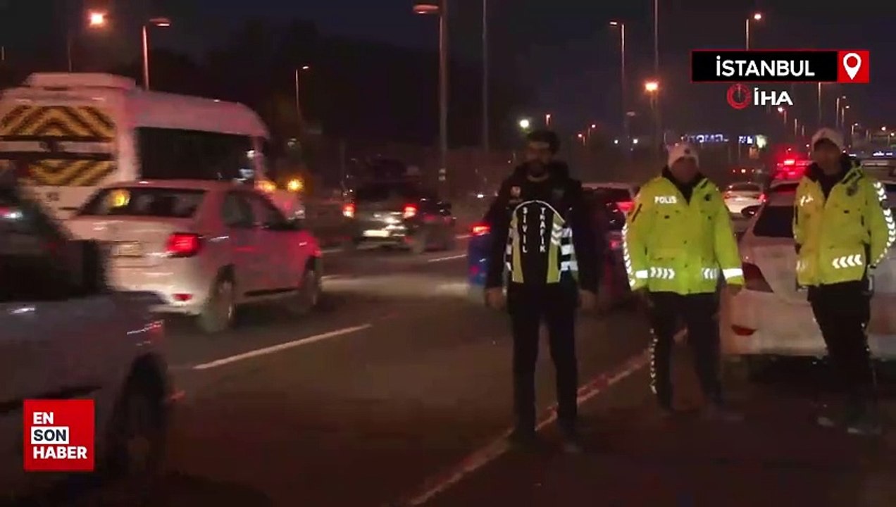 İstanbul'da usulsüz çakar-siren ve emniyet şeridi kullananlara ceza