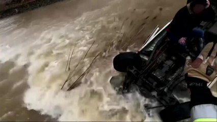 Inundaciones en San Diego provocan devastación