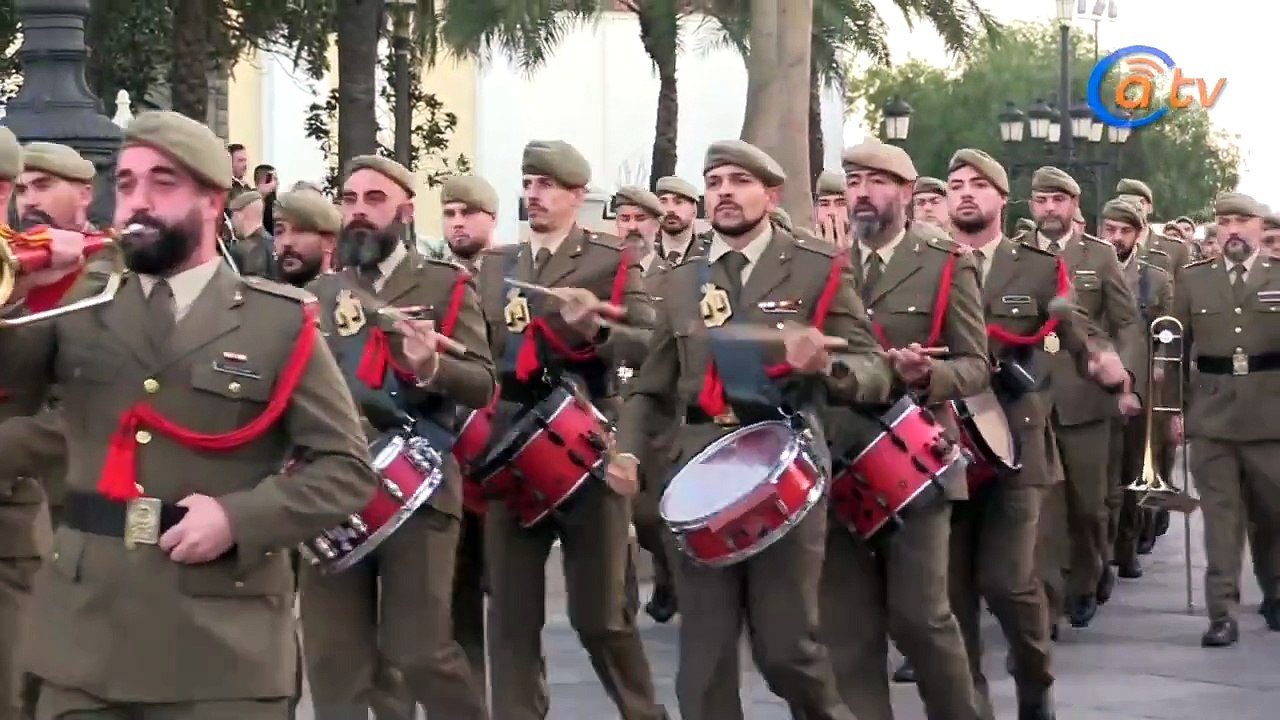 Arriado de bandera en honor a San Juan Bosco y los Caídos por España