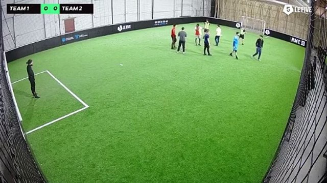 Benjamin 25/01 à 20:43 - Football Terrain 6 (LeFive Rouen)