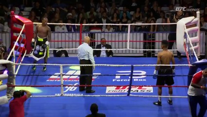 O’Shaquie Foster vs Jesus Bravo