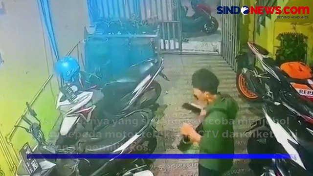 Aksinya Terekam CCTV, 2 Pelaku Curanmor Babak Belur Dikeroyok Warga
