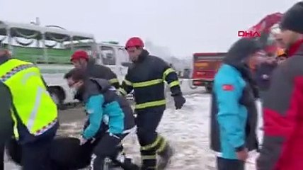 Kastamonu'da yolcu otobüsü devrildi: 6 ölü, 33 yaralı