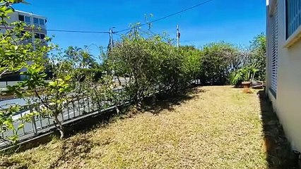 Découvrez l'Exceptionnel Ensemble Immobilier à Mont Coffyn – Vue Mer et Potentiel Énorme