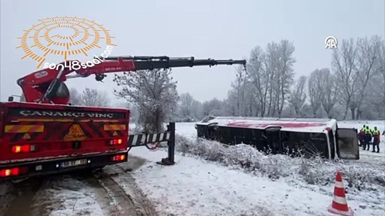 Kastamonu'da yolcu otobüsü devrildi