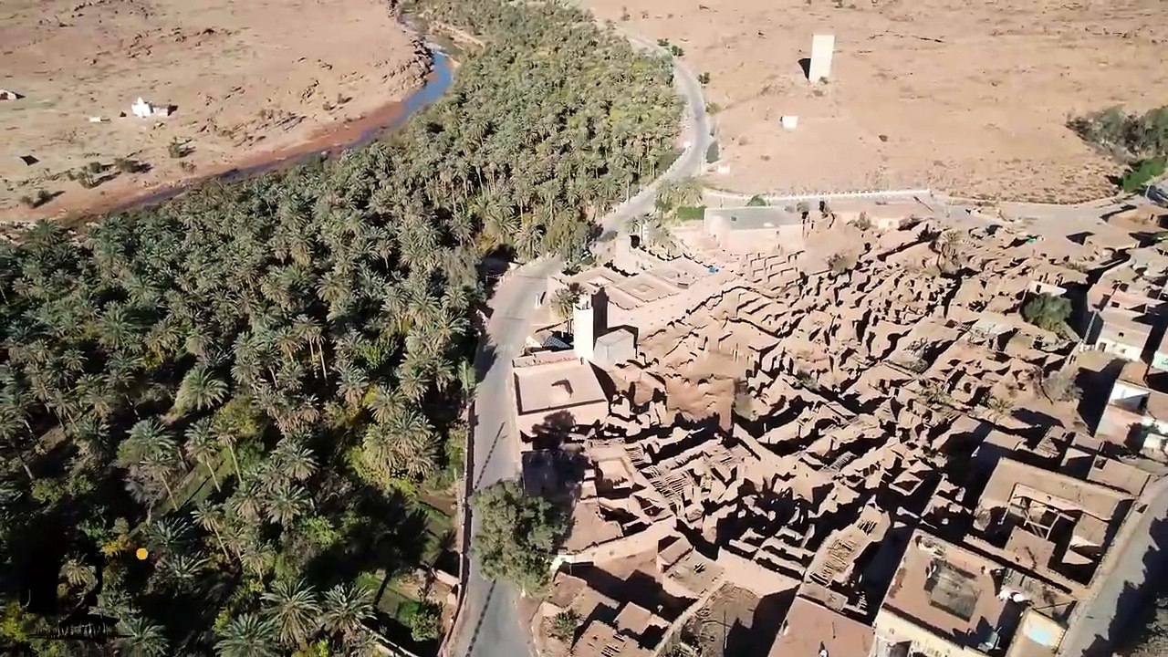 الجزائر صحراء شاسعة تاغيت بريزينة تاسيلي تمنراست جانت اسكرام الهقار