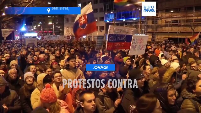 Milhares de pessoas saem às ruas na Eslováquia em protestos antigoverno