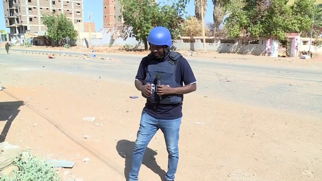 كاميرا العربية ترصد بمنطقة حي العمدة بأم درمان القديمة حجم الضرر في أحد مستشفيات الأطفال