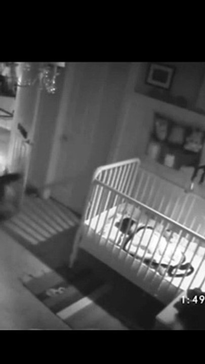 what the hell is happening here  #shorts # creepy #ghost #scary #spooky #haunted house #scary #creepy #ghost #scarriest #creepy