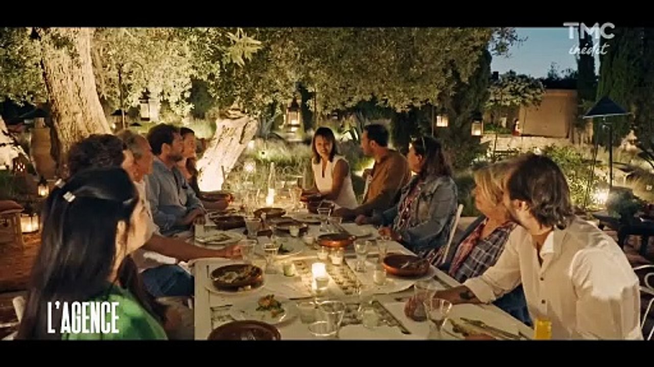 Dans "L'Agence" sur TMC, Valentin Kretz annonce partir pour New-York !