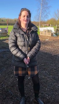 Axe and Knife Throwing with Back 2 Bear