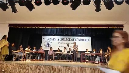 युवाओं ने गाए देशभक्ति के गीत, दिया देश से जुड़े हर सवाल का जवाब